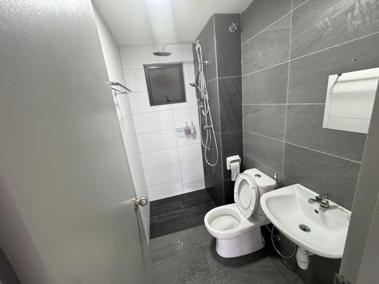 Cheras Trader Square By Jr Lovely Homestay Zewnętrze zdjęcie